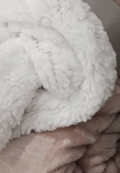 Bissolo Casa Coperte, Piumini, Trapunte Coperte<Coperta Alias Flanella e Sherpa 150x200 cm: Coperta Morbida e Accogliente