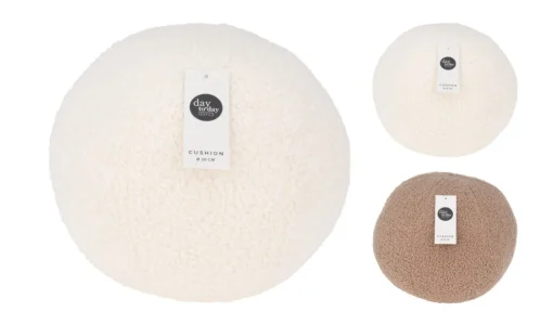 Bissolo Casa Cuscini D'arredo<CUSCINO DA SEDUTA EFFETTO PELUCHE BIANCO/MARRONE D. 20CM ASS.: vendita online CUSCINO DA SEDUTA EFFETTO PELUCHE BIANCO/MARRONE D. 20CM ASS. in offerta