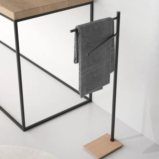 Bissolo Casa Piantane Bagno<LINEA TRILLY - PIANTANA PORTA ASCIUGAMANO NERO MATT E BAMBOO 14X34X84CM