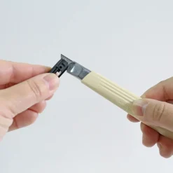Bissolo Casa Cancelleria Accessori Vari<NT CUTTER - TAGLIERINO A LAMA RETRATTILE : vendita online NT CUTTER - TAGLIERINO A LAMA RETRATTILE in offerta