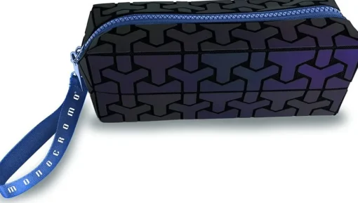 Bissolo Casa Zaini, Astucci E Diari Astucci<PIGNA - ASTUCCIO MONOCROMO REFLECTIVE GEOMETRIC 20X6CM ASS.: vendita online PIGNA - ASTUCCIO MONOCROMO REFLECTIVE GEOMETRIC 20X6CM ASS. in offerta