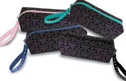 Bissolo Casa Zaini, Astucci E Diari Astucci<PIGNA - ASTUCCIO MONOCROMO REFLECTIVE GEOMETRIC 20X6CM ASS.: vendita online PIGNA - ASTUCCIO MONOCROMO REFLECTIVE GEOMETRIC 20X6CM ASS. in offerta