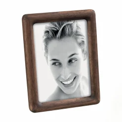 Bissolo Casa Porta Foto E Cornici Porta Foto<PORTAFOTO IN LEGNO STONDATO MORO 15X20CM : vendita online PORTAFOTO IN LEGNO STONDATO MORO 15X20CM in offerta