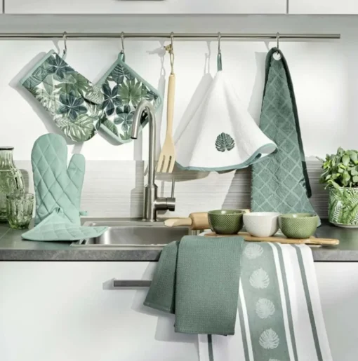 Bissolo Casa Tessile Cucina Guanti E Presine<SET GUANTO DA CUCINA + PRESINA IN COTONE UNITO VERDE SALVIA: vendita online SET GUANTO DA CUCINA + PRESINA IN COTONE UNITO VERDE SALVIA in offerta