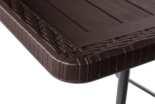 Bissolo Casa Tavoli In Ferro E Metallo<Tavolo in plastica marrone effetto rattan: arredo giardino