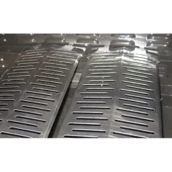 Bissolo Casa Barbecue A Gas<Vendita online di BEEFEATER - BARBECUE CON CARRELLO DISCOVERY 1100E CON 4 FUOCHI