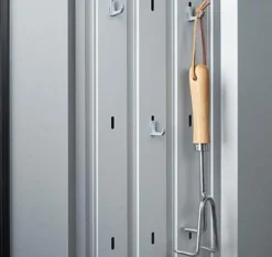 Bissolo Casa Casette E Armadi In Ferro<Vendita online di BIOHORT - ARMADIO ROMEO CM 132X57 H.140 GRIGIO