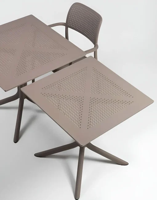 Bissolo Casa Nardi<Vendita online di NARDI OUTDOOR - TAVOLO MOD. CLIP 70 70X70 CM POLIPROPILENE TORTORA