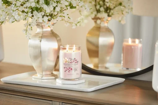 Bissolo Casa Yankee Candle Giare Grandi<YANKEE CANDLE - GIARA GRANDE 2 STOPPINI CHERRY VANILLA: vendita online YANKEE CANDLE - GIARA GRANDE 2 STOPPINI CHERRY VANILLA in offerta