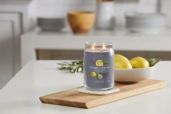 Bissolo Casa Yankee Candle Giare Grandi<YANKEE CANDLE - GIARA GRANDE 2 STOPPINI BLACK TEA AND LEMON: vendita online YANKEE CANDLE - GIARA GRANDE 2 STOPPINI BLACK TEA AND LEMON in offerta