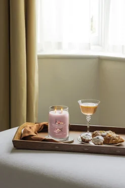 Bissolo Casa Yankee Candle Giare Grandi<YANKEE CANDLE - GIARA GRANDE 2 STOPPINI PARISIAN HOLIDAY BRUNCH: vendita online YANKEE CANDLE - GIARA GRANDE 2 STOPPINI PARISIAN HOLIDAY BRUNCH in offerta