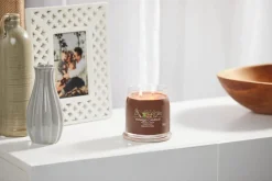 Bissolo Casa Yankee Candle Giare Medie<YANKEE CANDLE - GIARA MEDIA 2 STOPPINI PRALINE AND BIRCH: vendita online YANKEE CANDLE - GIARA MEDIA 2 STOPPINI PRALINE AND BIRCH in offerta