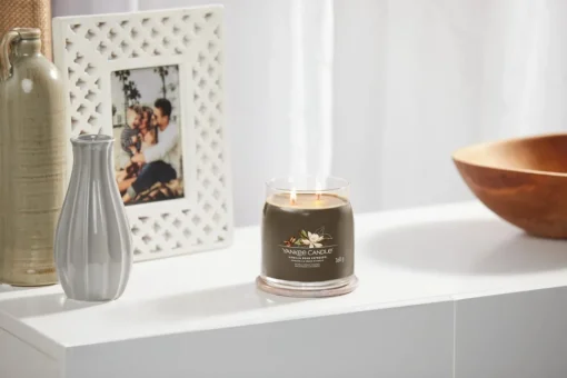 Bissolo Casa Yankee Candle Giare Medie<YANKEE CANDLE - GIARA MEDIA 2 STOPPINI VANILLA BEAN ESPRESSO: vendita online YANKEE CANDLE - GIARA MEDIA 2 STOPPINI VANILLA BEAN ESPRESSO in offerta